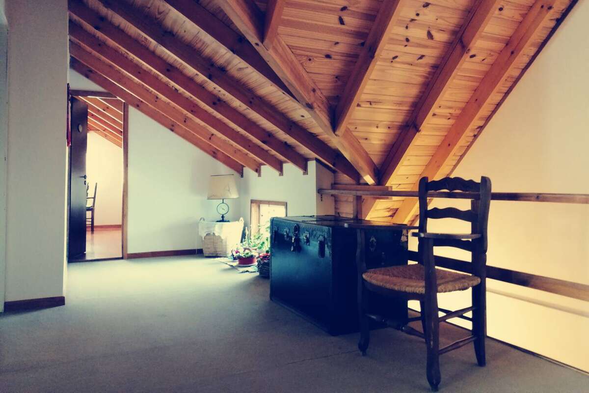 Common area upstairs