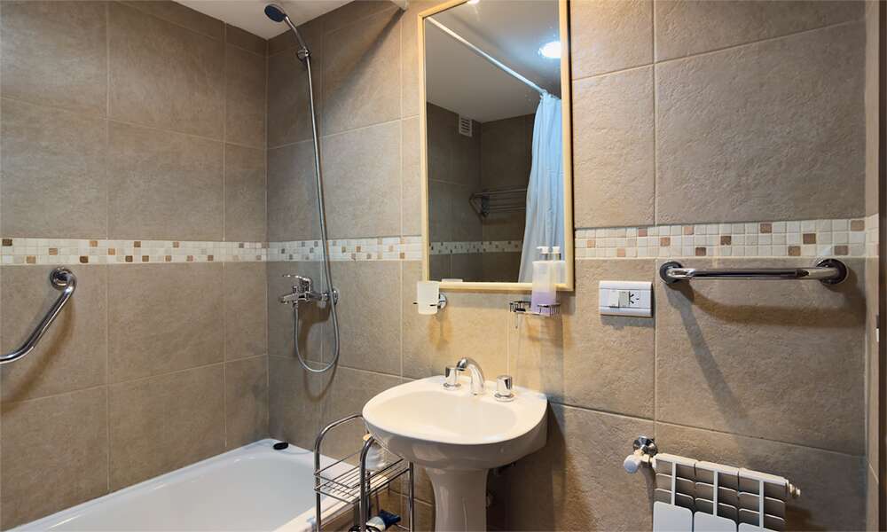 Mutisia's Home - photo 8 of 10